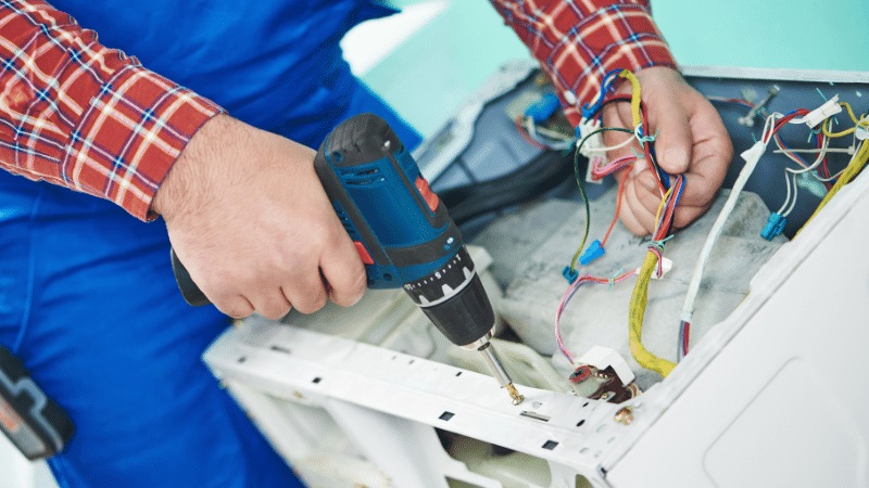 Kula Ferroli Ferroli çamaşır makinesi kart tamiri – Su almama arızası orijinal parça ile giderildi. - Teknik servis örneği